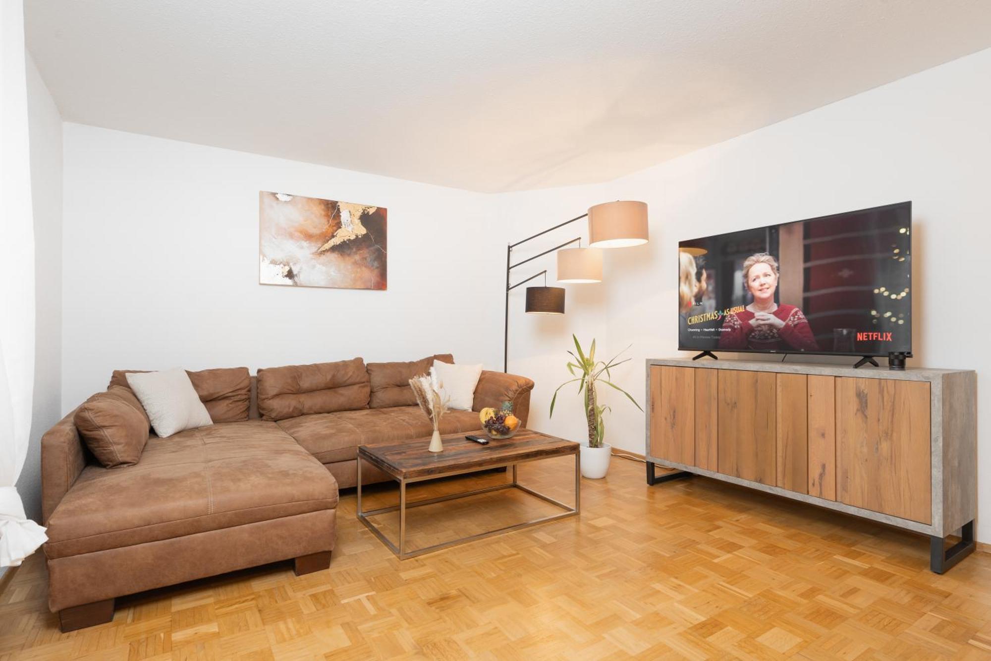 Untersee-Suite Istayunixi Seenaehe-Terrasse-Workspace-Netflix-Parkplatz رادولفزيل ام بوندنز المظهر الخارجي الصورة