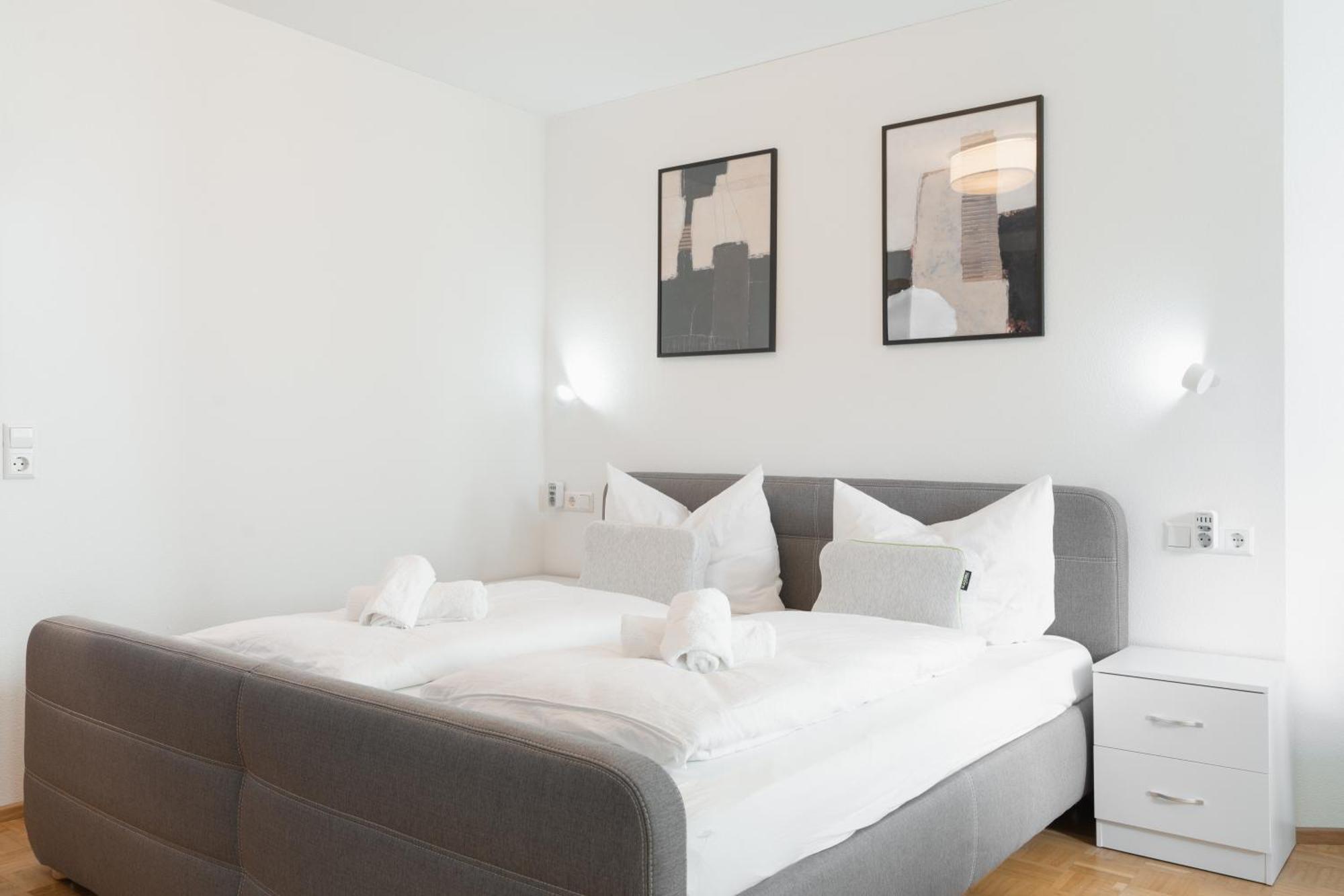 Untersee-Suite Istayunixi Seenaehe-Terrasse-Workspace-Netflix-Parkplatz رادولفزيل ام بوندنز المظهر الخارجي الصورة